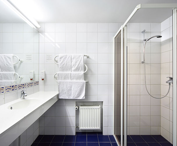 Badrum på Tallink Express Hotel