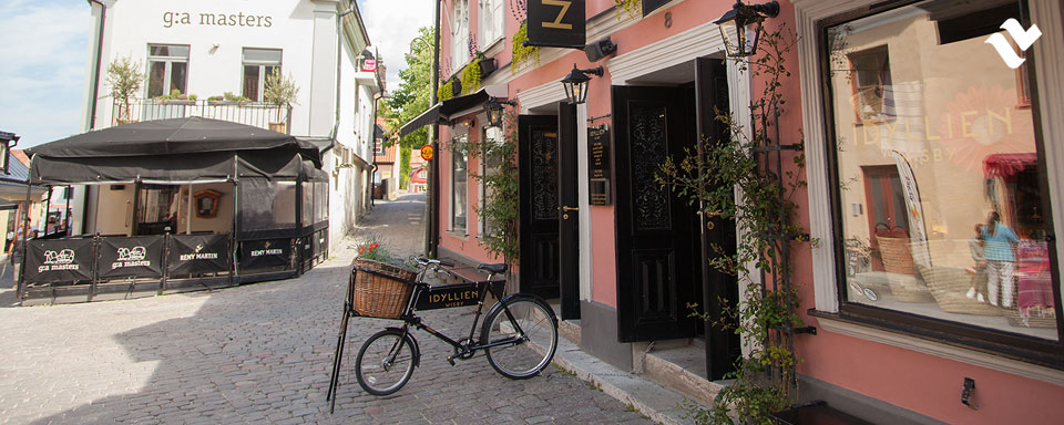 Visbystä löydät ihastuttavat putiikit ja kahvilat.